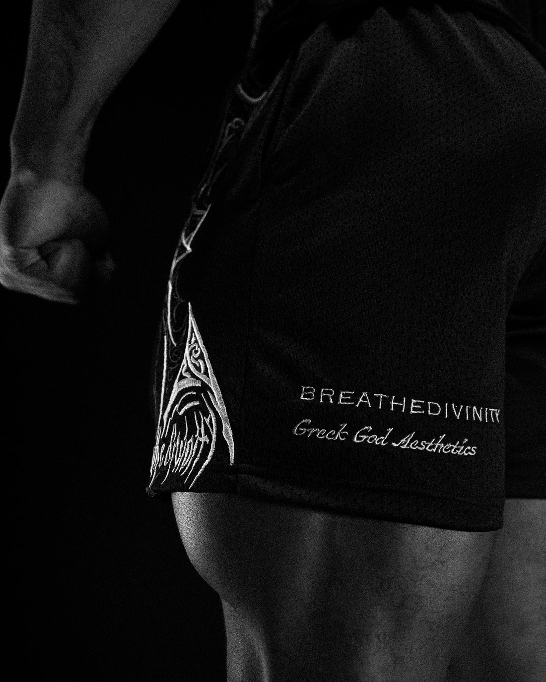 Skeletal Embroidered Bodybuilding mesh shorts [VOID BLACK]